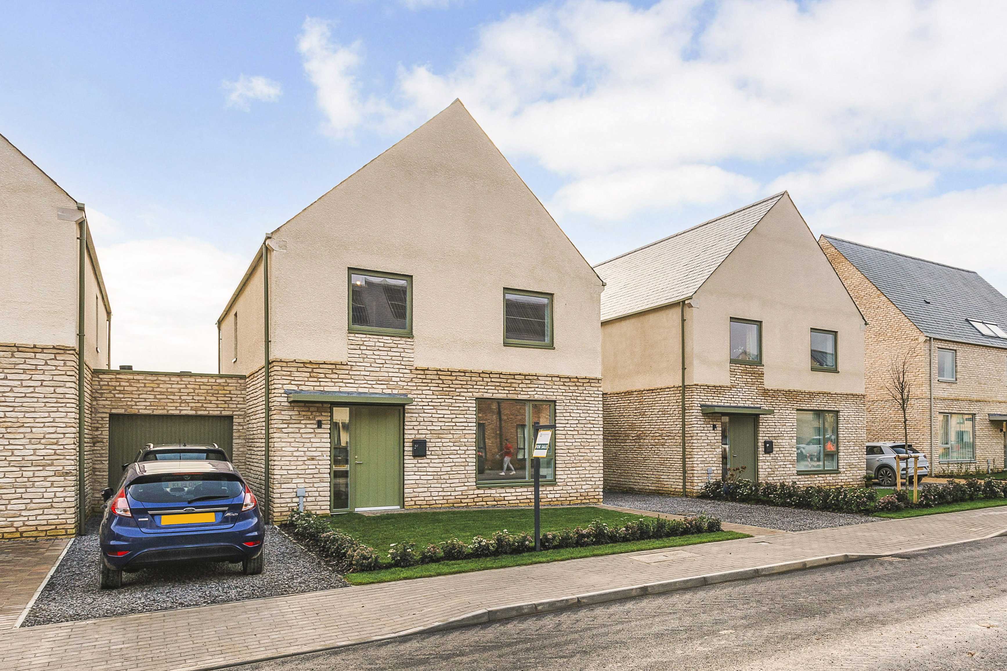 SEVERELLS DRIVE, CIRENCESTER, GL7