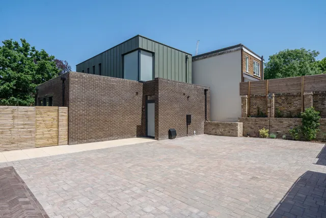6 Castlebar Hill, London, W5