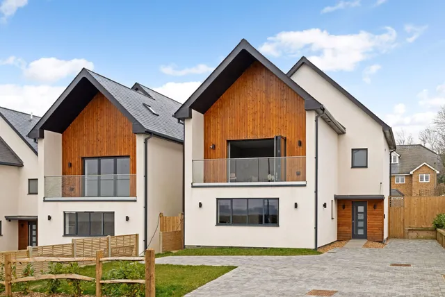 The Furlongs, Tadworth, KT20