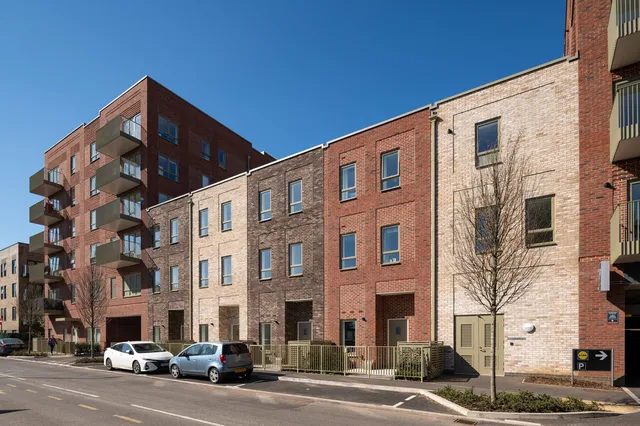 Prestwick Road, WATFORD, WD19