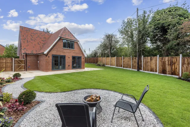 Plot 1 Barley Mews Barley Mow Lane, St. Albans, AL4
