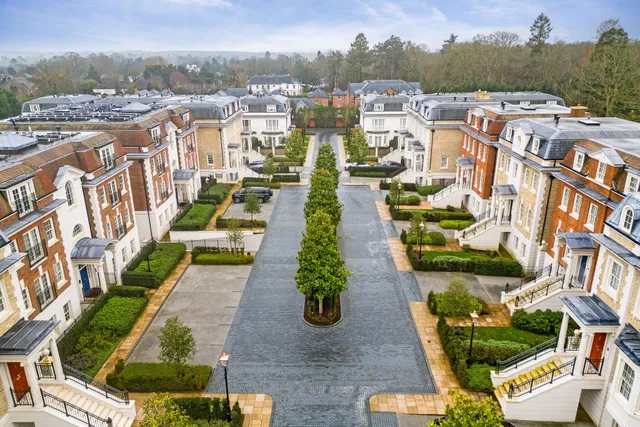 Magna Carta Park, Fitzwalter Terrace, Egham, TW20