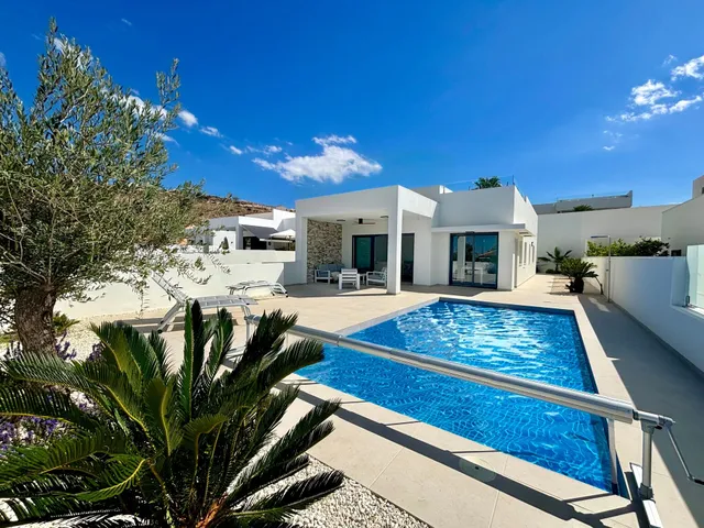 PRO HOME SPAIN in Rojales, Alicante