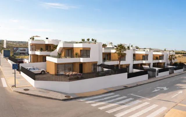 Moreno y Partners in Vistabella, Alicante