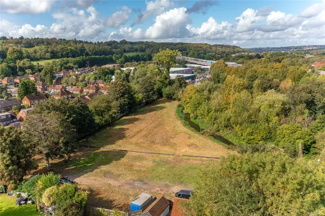 Clapton Approach, Wooburn Green, High Wycombe