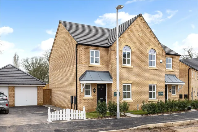 Arden Park By Shelbourne Estates, Far Moor Lane, Redditch