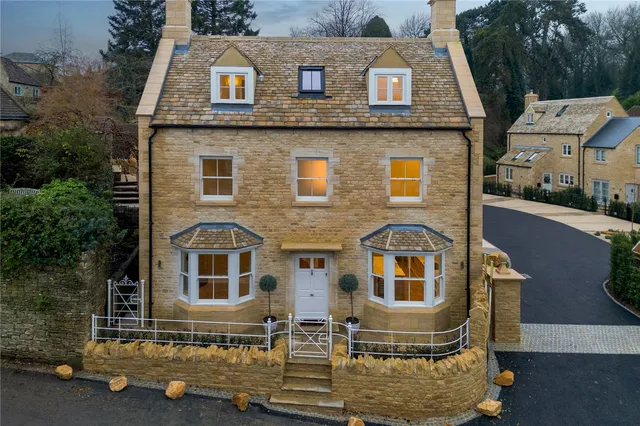 Haberdashers, Bell Lane, Blockley