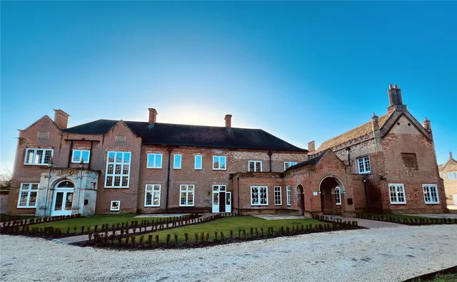 Brampton Park House, 41 North Road, Brampton