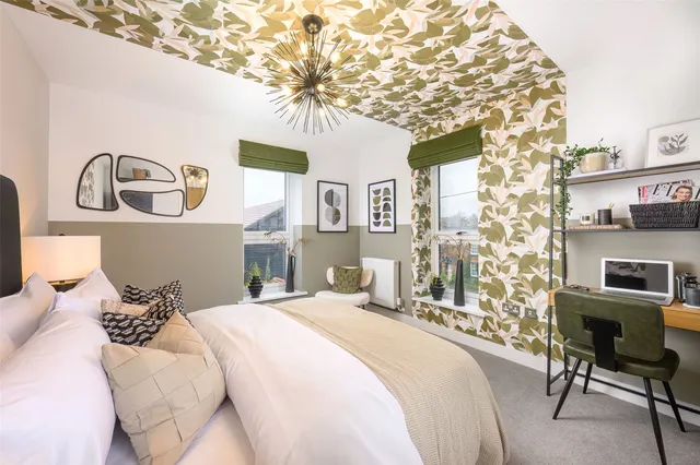 Hollymead Square, London Road, Newport