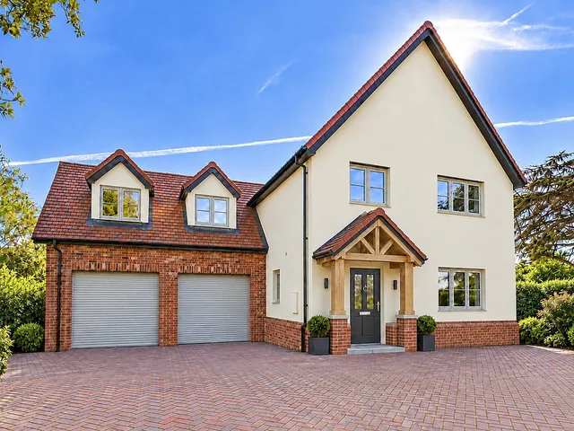 Runsell Gardens, 116 Maldon Road, Danbury