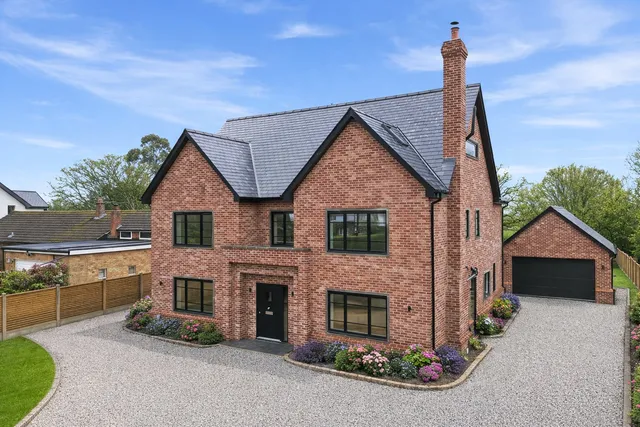 Wild Oaks, East Hanningfield Road, Sandon