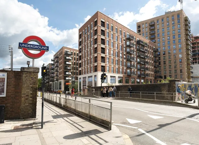 Colindale Gardens, Colindale Avenue, London