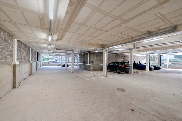 Flat 31 Logie Green Road, Edinburgh, Midlothian
