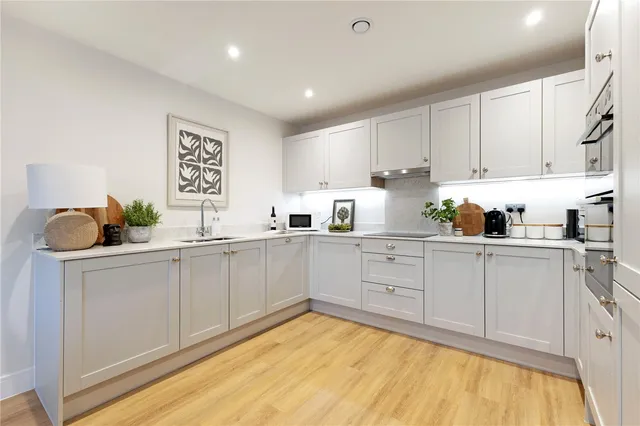 Manorwood, West Horsley, Leatherhead