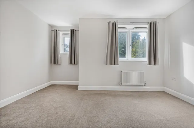 1036, Oxford Road, Tilehurst, Reading