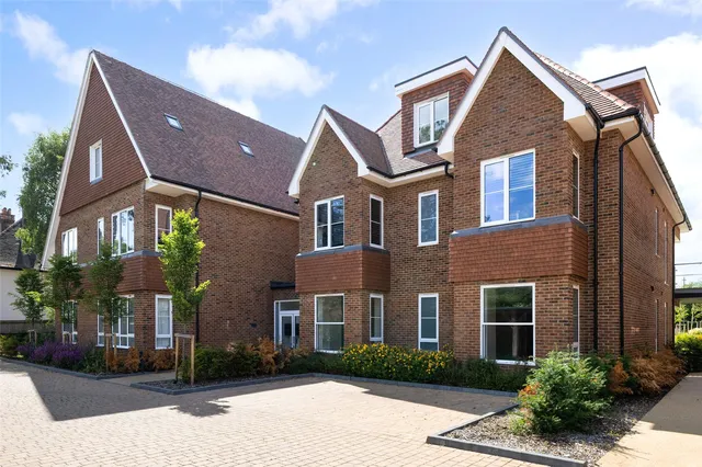 Winscombe Court, Kingswood, Tadworth