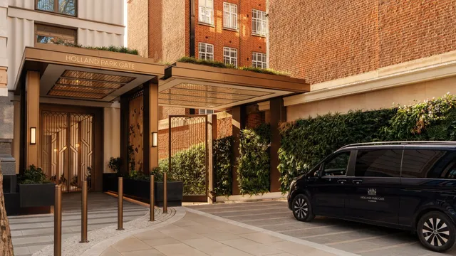 Holland Park Gate, 261 Kensington High Street, London