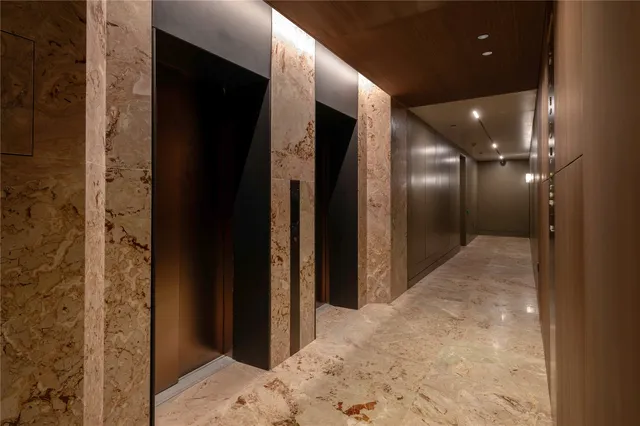 28-34, Vabel Townhouse, Queensway, London
