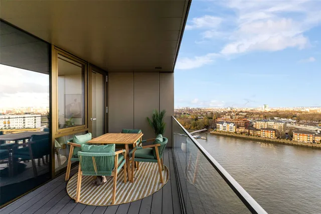 9 Eastfields, Riverside Quarter, Wandsworth