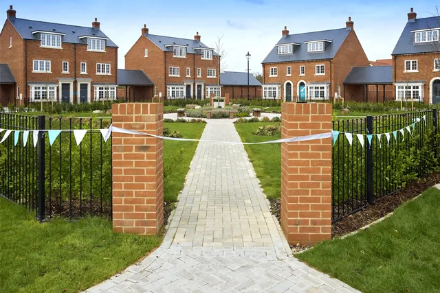 Ochre Meadows, The Green, Theale