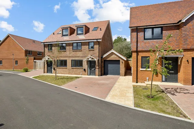 Hind Gardens, Hindhead, Surrey