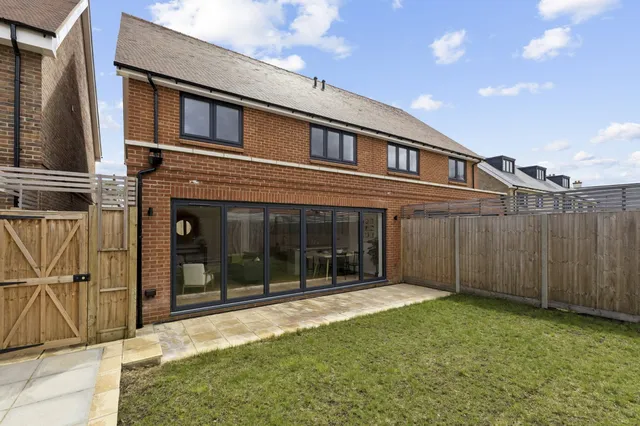 Hind Gardens, Hindhead, Surrey