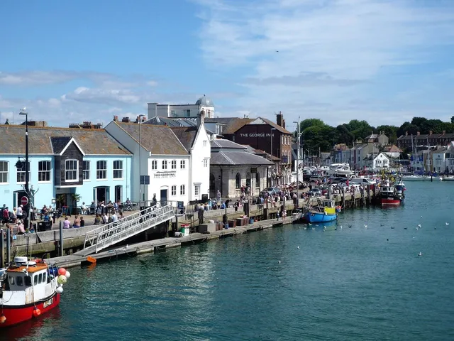 Brewers Quay and Brewery Reach, Hope Square, Weymouth, Dorset