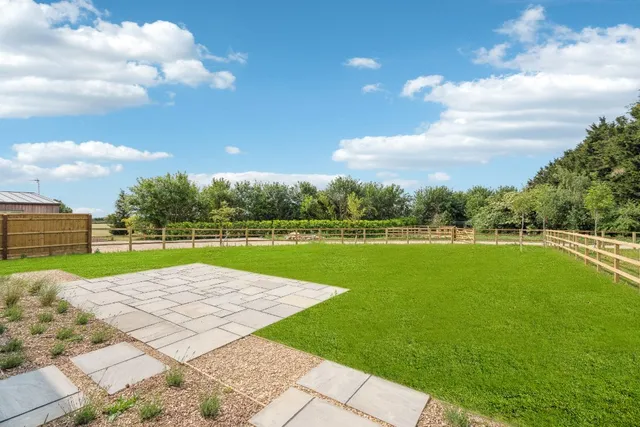 Sturt Farm, Oxford Road, Burford