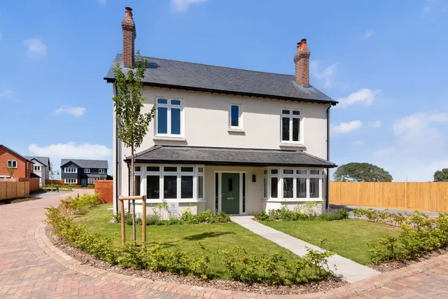 Meadowbrook Gardens, Salisbury Road, Calmore