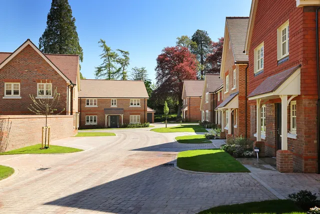Headley Chase, Epsom, KT18