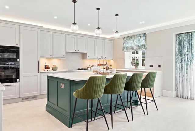 Bedmond Road, Bedmond, WD5