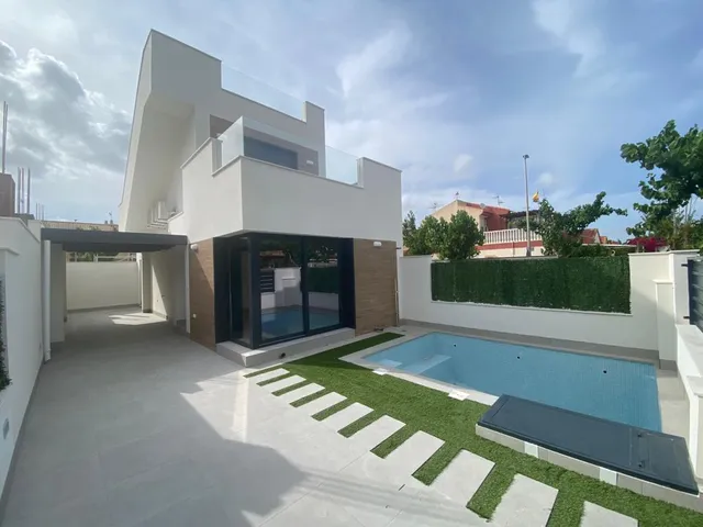 Property y Consulting office in Los Alcázares, Murcia