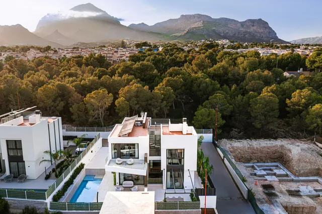 PSS HOMES في لا نوسيا، أليكانتي