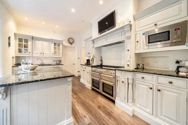 London Road, Camberley, GU15