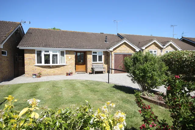 Cavalier Way, Alton, GU34