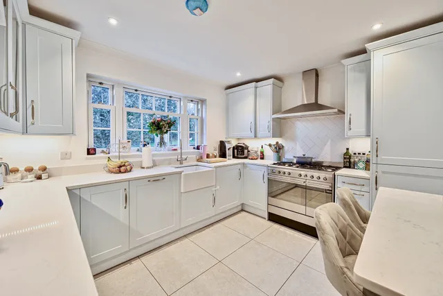 Greenwood Close, Seer Green, HP9