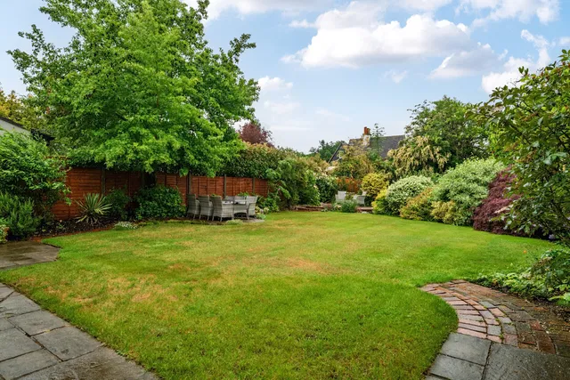 Latchmoor Way, Gerrards Cross, SL9