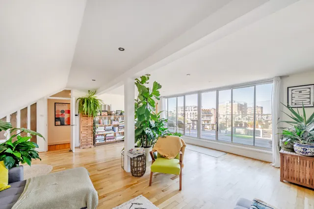 First Avenue, Hove, BN3