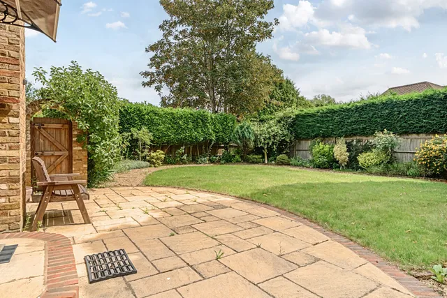 Llanbury Close, Gerrards Cross, SL9