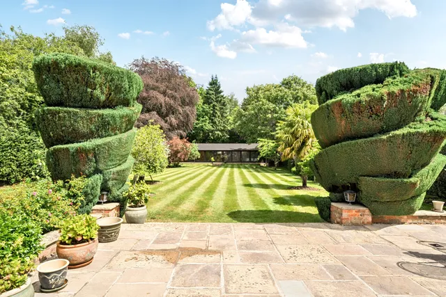 Broomfield Close, Great Missenden, HP16