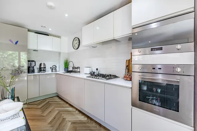Goldstone Crescent, Hove, BN3