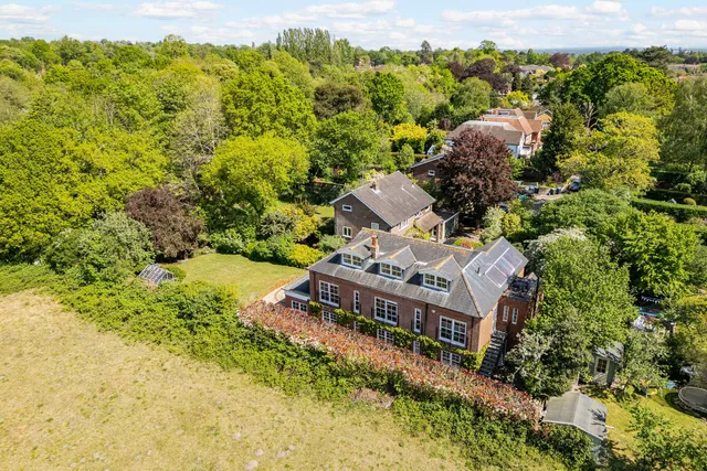 قريب من Northcroft Close، إيغام، TW20