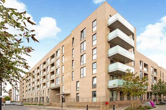 Blair Street, London, E14