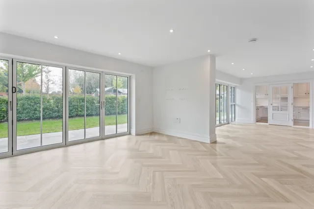 Archbury Walk, Ascot, SL5