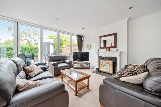 Ledborough Lane, Beaconsfield, HP9