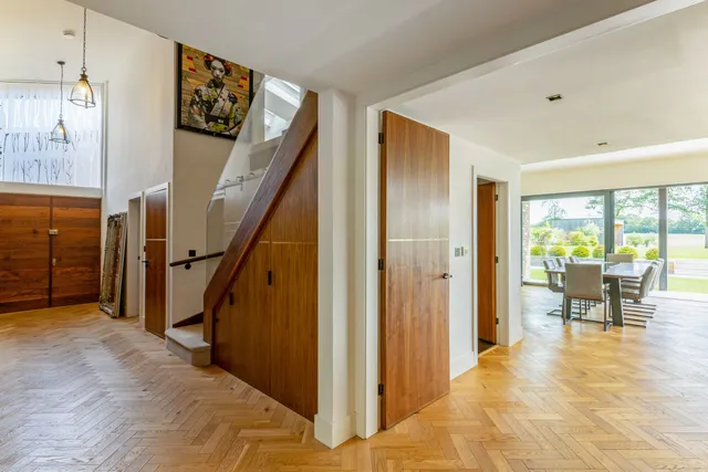 Deerlands Lane, Dunsfold, GU8