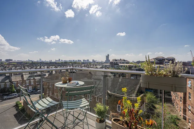 21 Chamberlayne Road, London, NW10