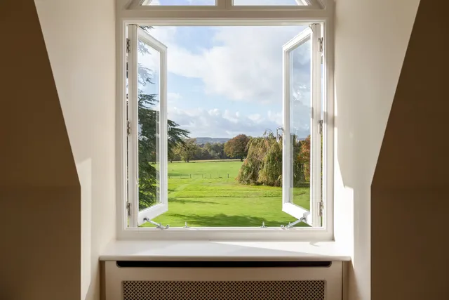 Ludshott Manor, Woolmer Lane, Liphook, GU30