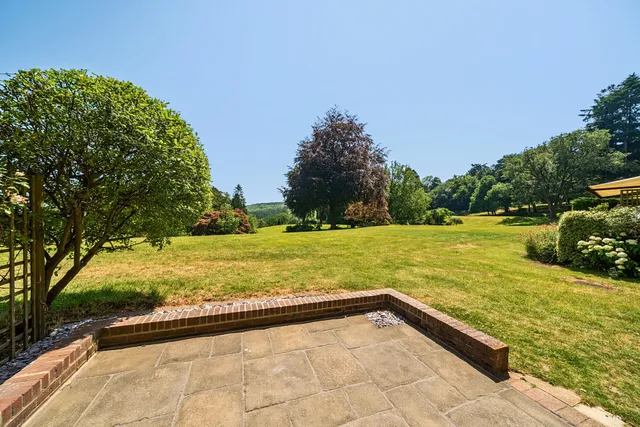 Lythe Hill Park, Haslemere, GU27