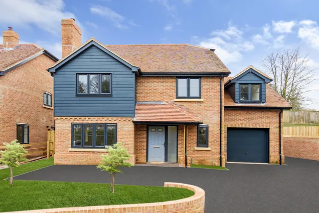 Manor Lane, Marlborough, SN8